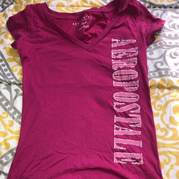 cute aero tee - Picture 1 of 1
